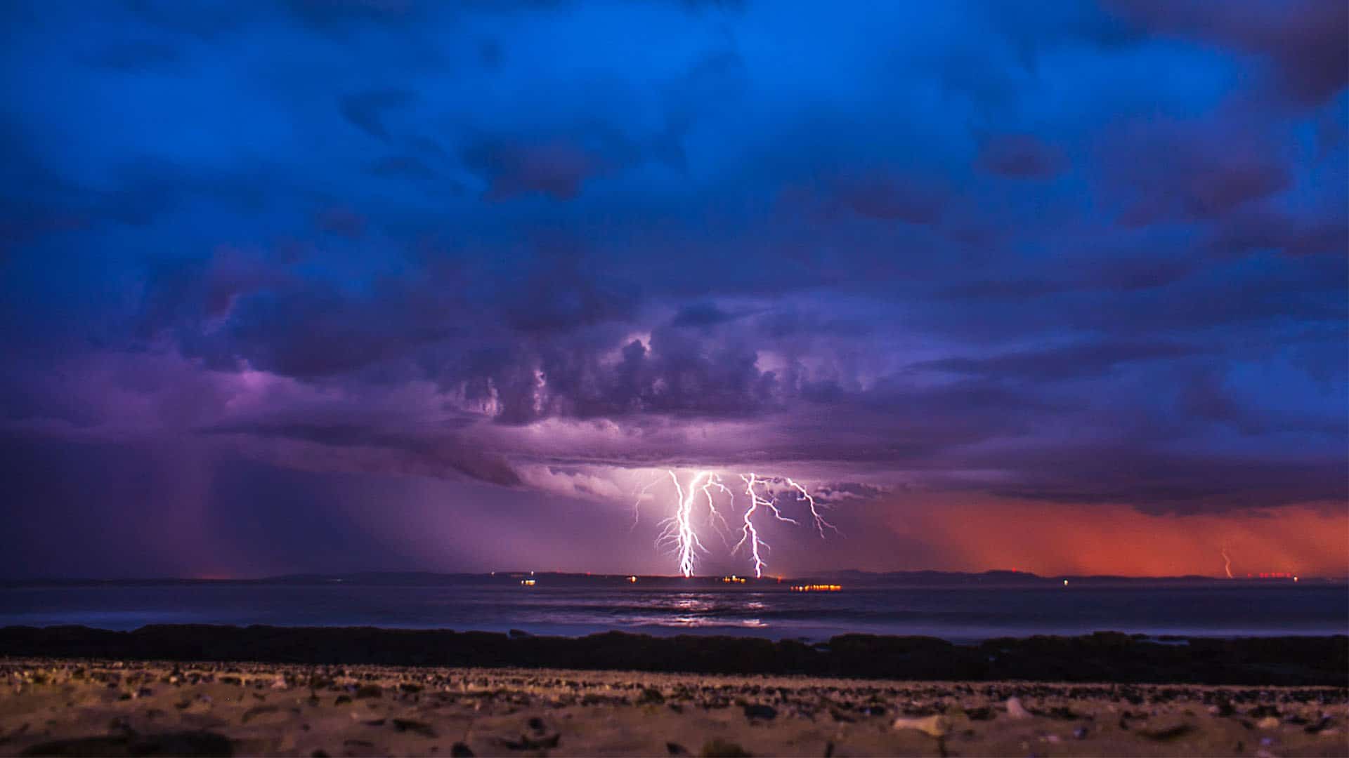 An image of a lightning storm in Jeffrey's Bay.